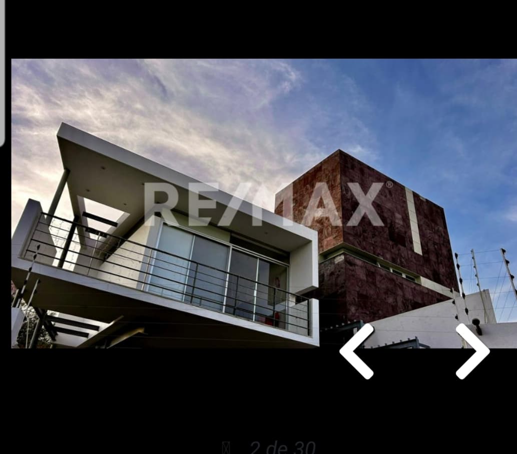 CASA EN VENTA  REAL DE JURIQUILLA